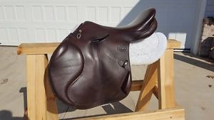 Pariani Pennyz Eventing Saddle