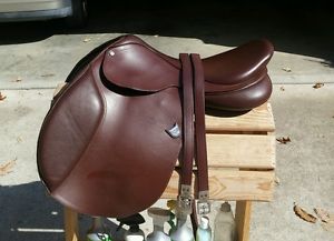 Bates Caprilli Close Contact Saddle