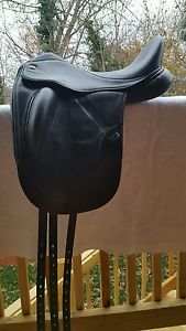 Fairfax Gareth Monoflap Dressage Saddle