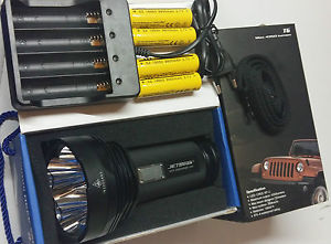 JETBeam T6 4350 Lumens  750 metri 4 LED + 4 batterie + caricabatterie 4 canali