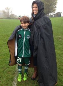 Mambe Extreme Waterproof Hooded Blanket - NEW - FREE SHIPPING!