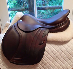 17.5" CWD Saddle - Full Calfskin - 2011 - SE02 - 2L Flaps - 4.25" dot to dot