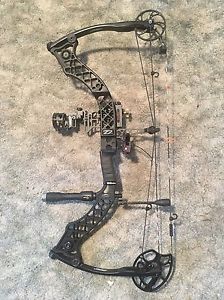 mathews Z2 Compound Bow