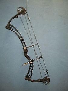 Elite Victory Black Compound Bow 28 inch draw