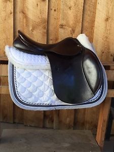 County Sensation 17 Inch Saddle