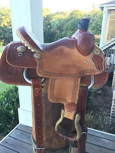 12" Custom Youth Roping Saddle. Excellent Condition. Perfect Christmas Present!