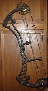 Bowtech Prodigy Bow RH 60-70 With Arrows & Nocks **Nice**