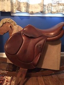 Patrick Keane Monoflap Saddle With Fittings 17"