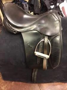 Smith Worthington Danzig Dressage Saddle - 17.5" Wide Gently Used