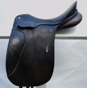 Passier Optimum Dressage Saddle 18"