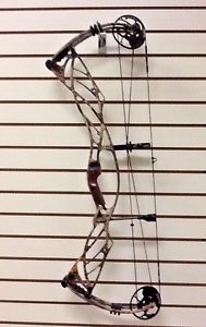 2016 Hoyt Defiant 34 Realtree Max-1, Right Hand, 65 Lb, 27-29 Draw Length