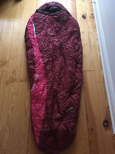 Therm-a-Rest MIRA HD Three Season Women's Down Sleeping Bag Regular LIGHTLY USED
