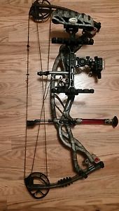 Hoyt Carbon Element RKT