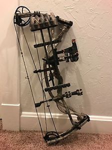 Hoyt Carbon Element Bow
