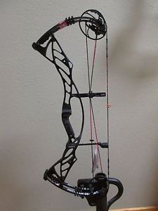 2016 Hoyt Defiant 30 Demo Bow #3 Cam