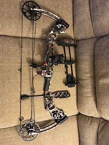 Mathews No Cam HTX 27.5" Draw Length Right Hand