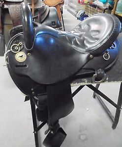 16" TENNESSEAN NATIONAL BRIDLE ENDURANCE SADDLE 3 1030 1