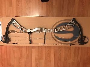 2016 Elite Victory 37 28" Draw 60LB Titanium RH Barely Used