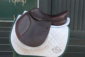 17" CWD SE02 SADDLE - 3L FLAP   2011 - LIGHTLY USED, IN GREAT CONDITION!