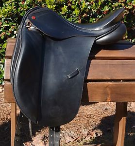 Albion Legend K2 Dressage Saddle – 17.5 M **** 7 Day Trial Offered ****