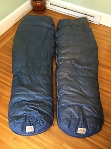PAIR OF VINTAGE THE NORTH FACE GOOSE DOWN SLEEPING BAGS - 82" x 28"