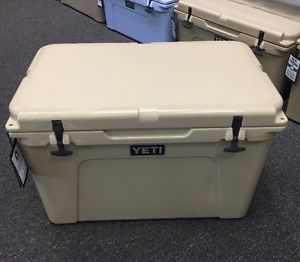 YETI TUNDRA 105 COOLER TAN