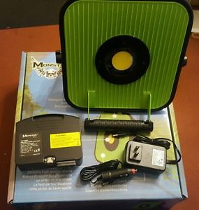 Rechargeable 50W COB FLOOD/WORK LIGHT WITH BLUETOOTH SPEAKER