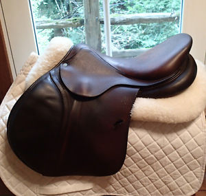 17" Antares Saddle - 2009 - 2A Flaps - 4.75" dot to dot