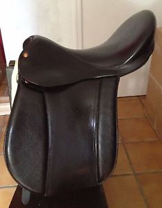 Reactor Panel Saddle - Summit - 17.5" seat - 13.25" tree - Excellent condition!!