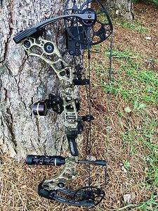 Mathews Halon 5 compound bow RH complete bow