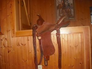 14 inch cactus barrel saddle very good condition