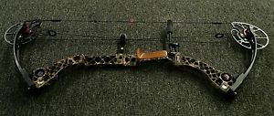 Mathews Monster MR6 29.5 / 80lbs