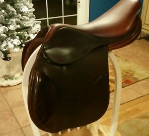 Tad Coffin close contact saddle 17"
