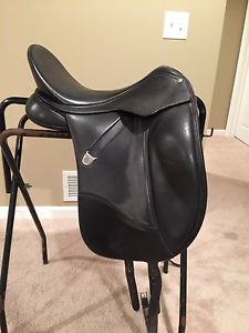 17.5" Bates Isabell Dressage Saddle with CAIR System