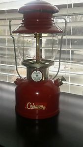 Vintage Coleman Dark Red Maroon Lantern Model 200A Nice Unfired Condition 6/62