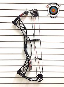 Hoyt Archery Defiant 30 Compound Demo Bow  (R/H - 50lbs Max - #1 Cam)