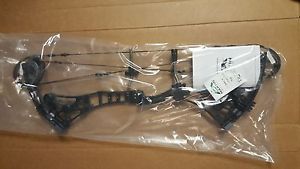 NEW 2017 MARTIN INFERNO 33 RH BLACK 71# 29 INCHES