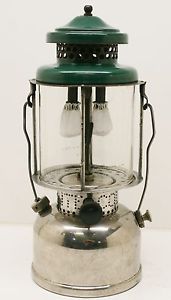 COLEMAN CANADA LANTERN 427  3/34   GOOD CONDITION