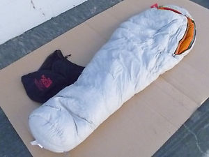 NORTH FACE MOMENTUM 900 down bag, 0 degree, NWT