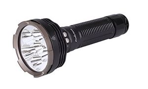 Fenix Torcia RC40 Versione 2016 - Ricaricabile 6000 Lumens con attacco da rete d