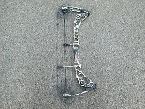 Mathews Halon 6 Left Handed 27" 60-70 LB Bow