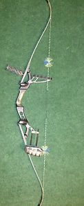 Hoyt Buffalo Recurve Bow, Short Limbs, 45 lbs