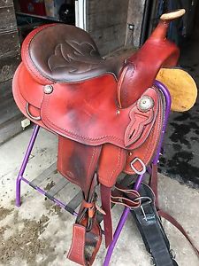 Crates Western Dressage Saddle.15" FQHB. Hand Built In TN