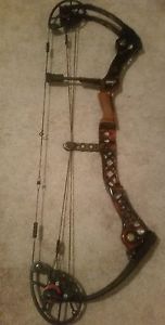 Mathews Monster Target Bow.  Make An Offer!!!! Great Christmas gift!