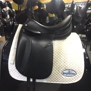 New! Classic Roosli Pilatus Dressage Saddle - Size 17.5'' - Black
