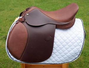 HDR Extra Wide Close Pro QH Contact Saddle Show ring Classic Foam Panel 17 17.5