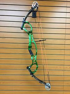 Hoyt Pro Comp Elite RH Compound Bow 28", 40-50#