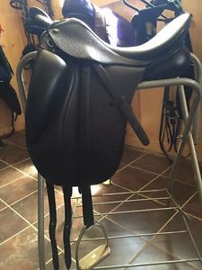 PDS Showtime 17.5 Dressage Saddle