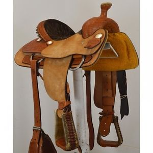 Used 13.5" Billy Cook Saddlery Team Roping Saddle Code: U135BCOOKROP14CB