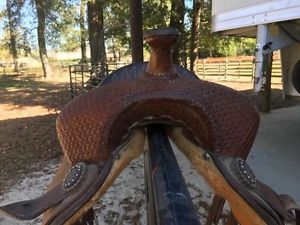 Masters Barrel Racing Saddle